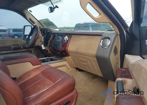 2011 Ford F-250 Lariat z USA, uszkodzony, nr VIN 1FT7W2BT7BEC57078